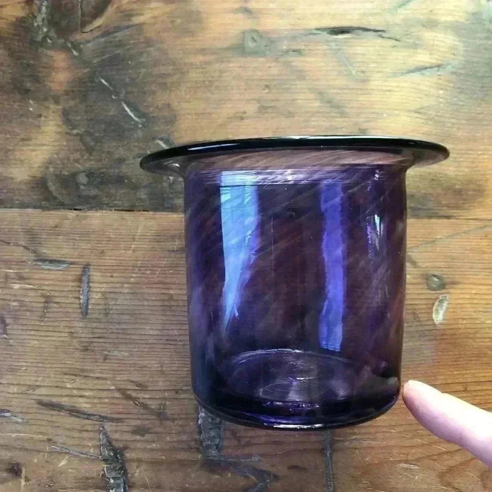 Handblown Glass Purple Votive / Tea Light Candle Holder NWT - Picture 4 of 4